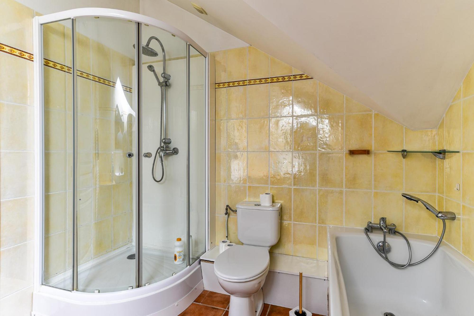Appartement Spacieux Et Lumineux - Centre - Bord Loire - Climatisation - Wifi - Tout Confort Saumur Luaran gambar